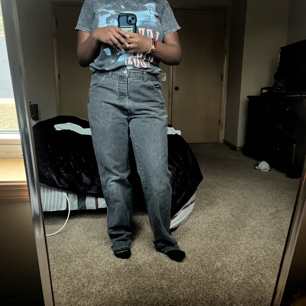 A high waisted, straight-leg grey denim jeans #jeans #men #denimlove